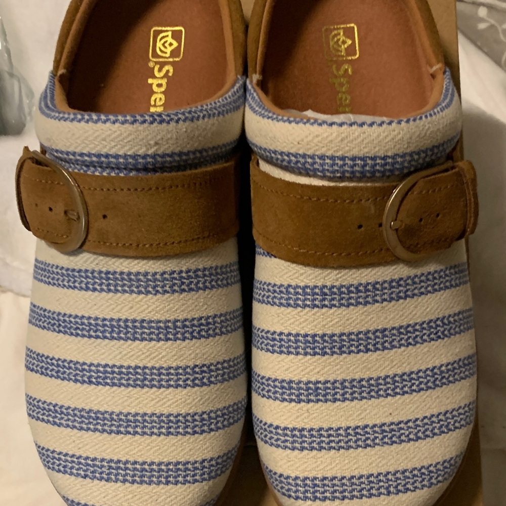Spenco revitalign Blue and White Striped Shoes with Brown Strap. NEW in box